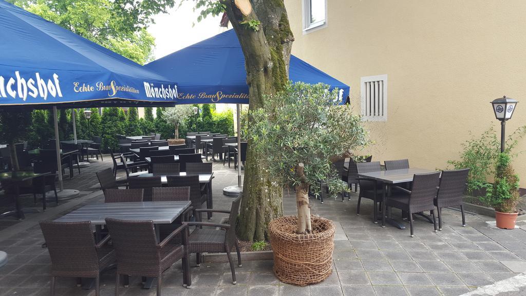 Hotel Restaurant Platamon Feuchtwangen Exterior photo